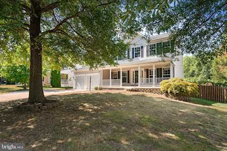 809 Woodbine Ct Purcellville, VA 20132