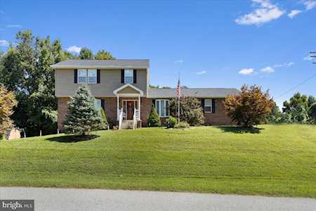 2220 Wards Chapel Rd Owings, MD 20736
