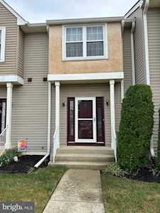 9 Winterberry Ct Glassboro, NJ 08028