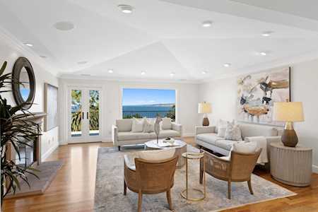 7812 Sierra Mar Dr La Jolla, CA 92037