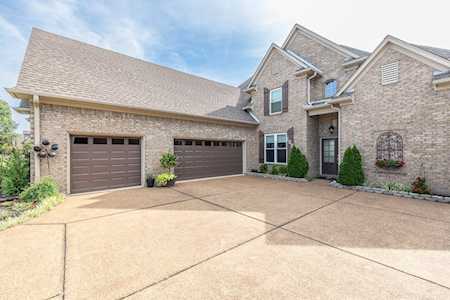 105 Fairoaks Dr Oakland, TN 38060
