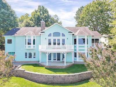 51 Spinnaker Union Hall, VA 24176
