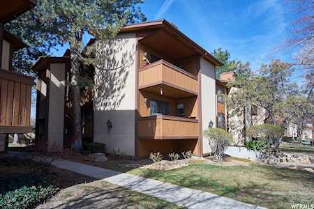 6916 S Countrywoods Cir Cottonwood Heights, UT 84047