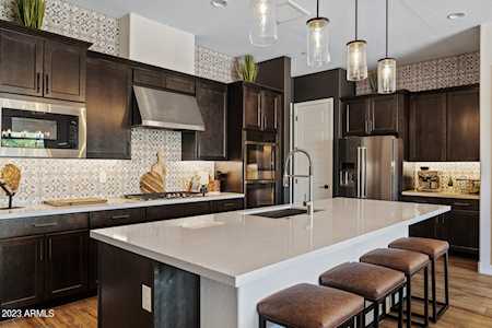 1956 W Kinfield Trail Phoenix, AZ 85085
