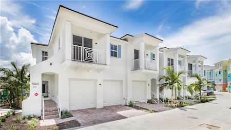 5865 107 Shell Cove Dr Cape Coral, FL 33914