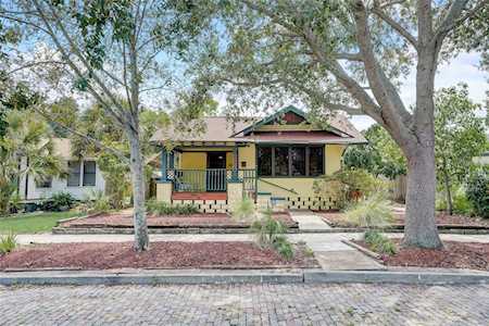 2350 Burlington Ave N St. Petersburg, FL 33713