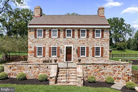 965 Seven Oaks Rd Chester Springs, PA 19425