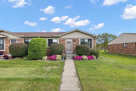 11502 Lynhurst Dr Washington, MI 48094