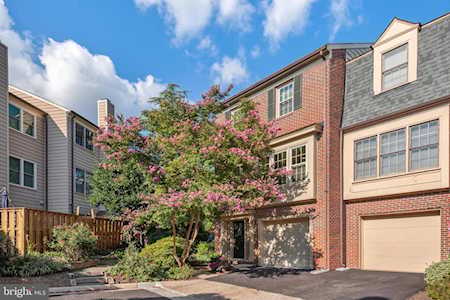 3802 Vermont Ct Alexandria, VA 22304