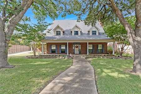 1305 Norfolk Court Garland, TX 75044