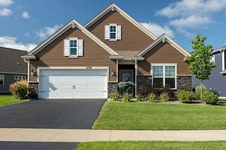 4776 Copper Circle Woodbury, MN 55129