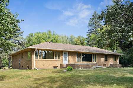 1496 Dora Lane Saint Paul, MN 55106