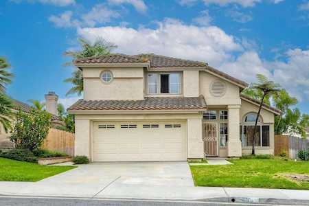 835 Mosaic Circle Oceanside, CA 92057
