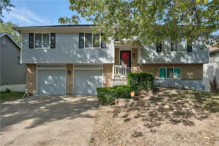 14412 Saint Andrews Dr Grandview, MO 64030