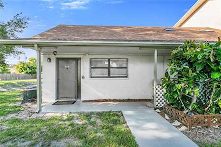 2154 Bradford St #201 Clearwater, FL 33760