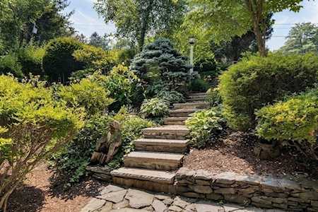1 Socrates Way Winchester, MA 01890