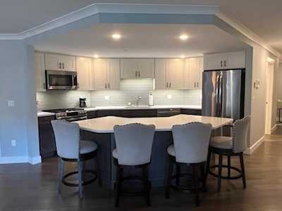 2075 Lafayette Rd #B17 Portsmouth, NH 03801