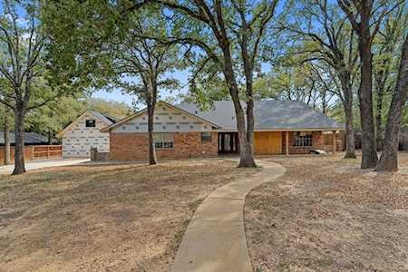 413 Live Oak Drive Colleyville, TX 76034