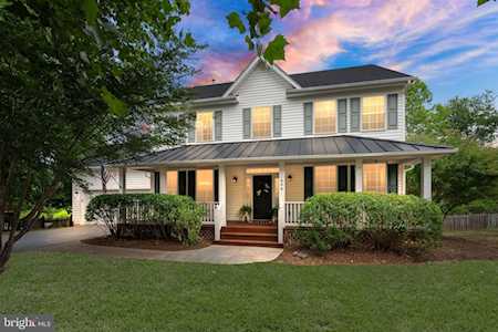 408 Heronwood Ct Purcellville, VA 20132