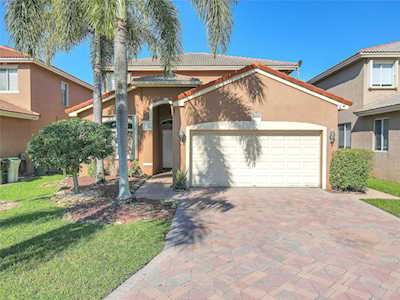 5153 Woodfield Way Coconut Creek, FL 33073