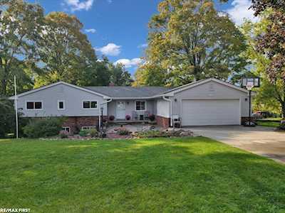 11202 Ivory Ln Washington, MI 48095