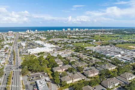 204 Jardin De Mer PL Jacksonville Beach, FL 32250