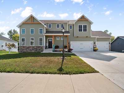 2281 Highlander Drive Warsaw, IN 46580