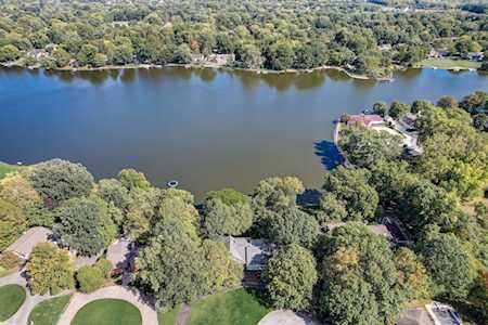 37 Twinshore Ct Carmel, IN 46033