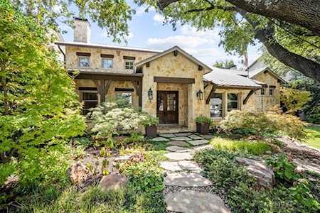 5638 W Hanover Avenue Dallas, TX 75209
