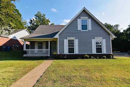 9411 Slezenger Ln Lakeland, TN 38002