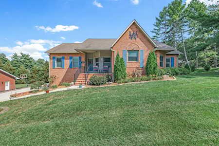 4328 Plantation Dr Cookeville, TN 38506