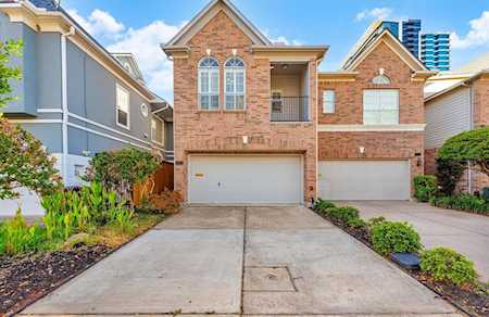 3613 W Clay St Houston, TX 77019
