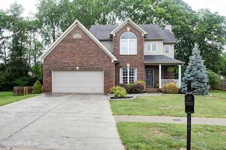 4002 Cantle Point Ct Louisville, KY 40245