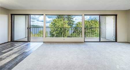 8003 Sand Point Way NE #B41 Seattle, WA 98115