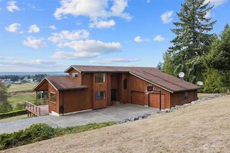 7633 103rd Place NE Marysville, WA 98270