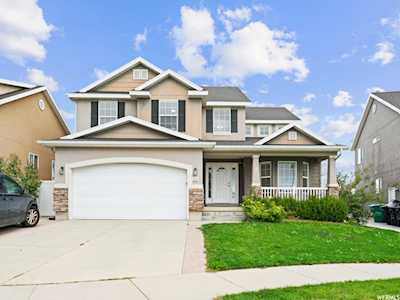 6732 W Sunset Maple Dr West Jordan, UT 84081