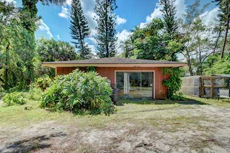 852 Hyde Park Road Loxahatchee Groves, FL 33470