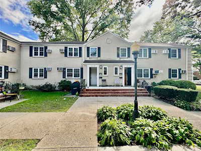 64-55 Springfield Blvd #A Oakland Gardens, NY 11364