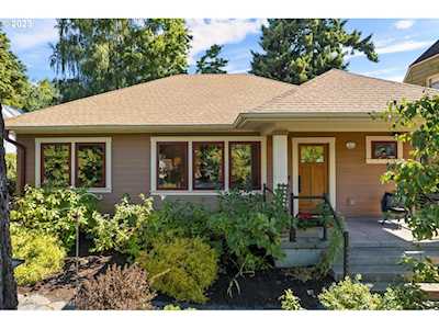 2604 NE 43rd AVE Portland, OR 97213