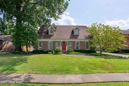 3213 Broeck Pointe Cir Louisville, KY 40241
