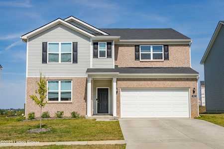 4017 White Pine Ln La Grange, KY 40031