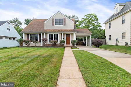 6610 Cavalier Dr Alexandria, VA 22307