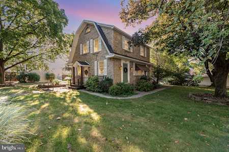 4315 Crooked Hill Rd Harrisburg, PA 17110