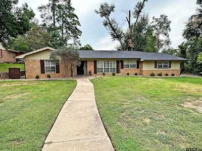 2922 Pollard Dr. Tyler, TX 75701