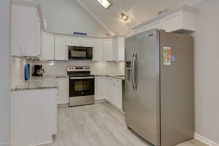 210 Pilot Ave Hampton, VA 23664