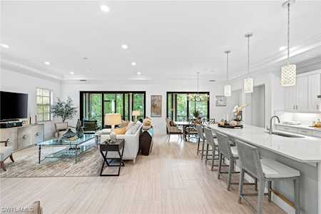 2472 Breakwater Way #11101 Naples, FL 34112