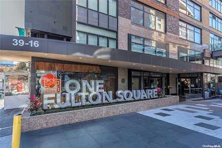 39-16 Prince St #5C Flushing, NY 11354