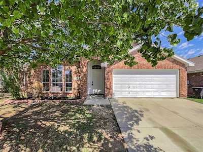4140 Summersweet Lane Fort Worth, TX 76036