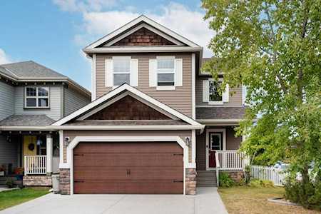 3 Kingsland Way SE Airdrie, AB T4A 0A4