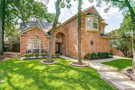 2161 S Winding Creek Drive Grapevine, TX 76051